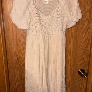 Elegant Cream Midi Dress with Textured Bodice